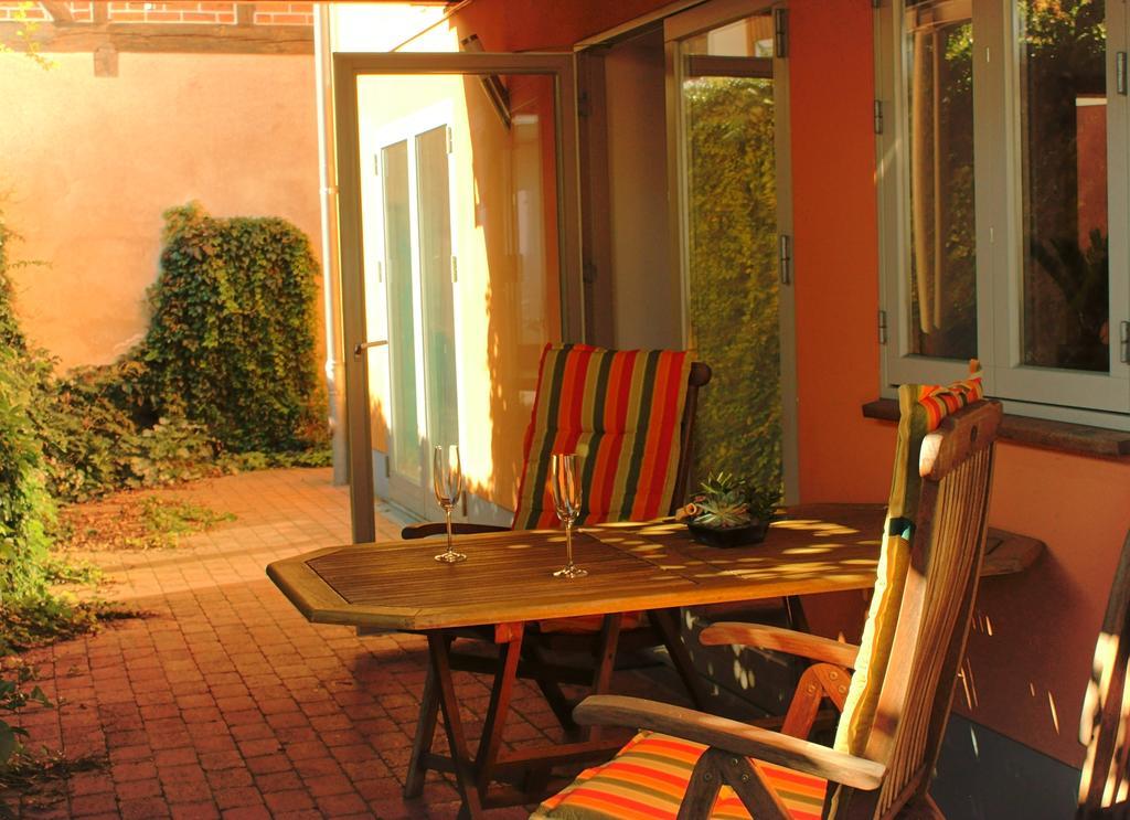 Apartment Yachthafen Waren Luaran gambar