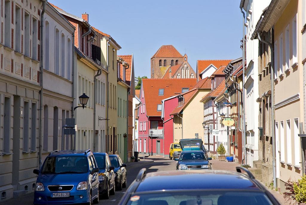 Apartment Yachthafen Waren Luaran gambar